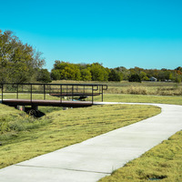 Medium walking trail