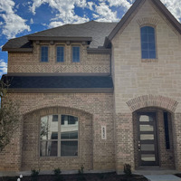 Medium 6822 joelene rae exterior photo.jpg