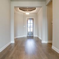 Medium 622 sophia st.  5 of 41 