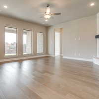 Medium 622 sophia st.  9 of 41 