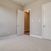 Medium 622 sophia st.  32 of 41 