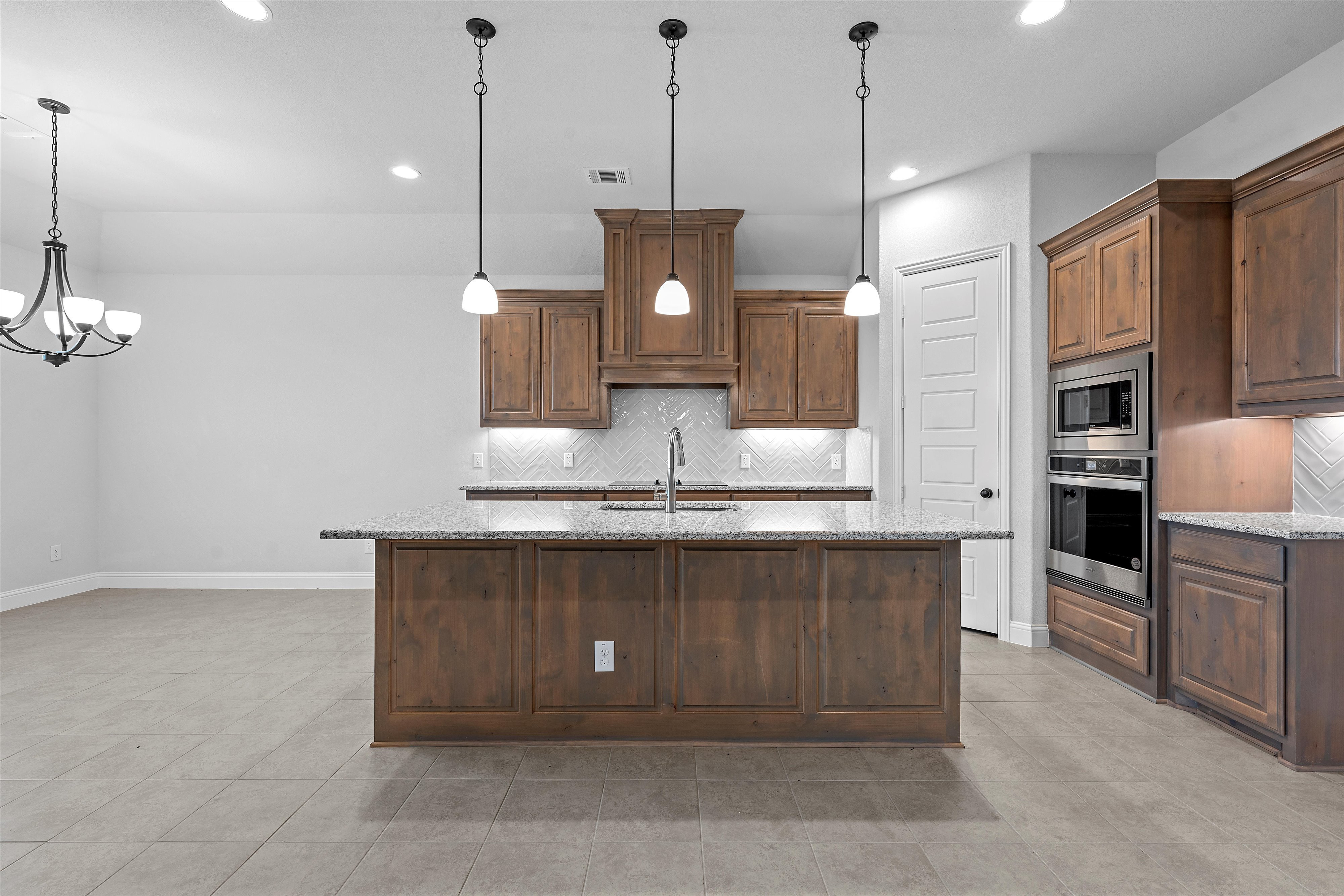 2711 Cibolo Creek Dr. 