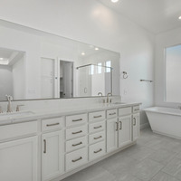 Medium owner bathroom