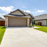 Medium 2611 loxley drive   1 of 40 