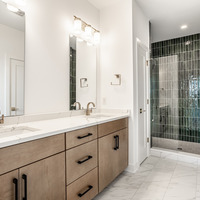 Medium 537 fynn place fulton manchester ownerssuitebathroom