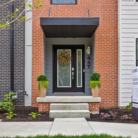 Medium 447floraplace flora capstone exterior 3