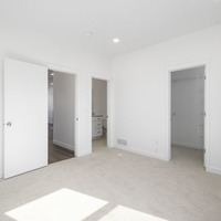 Medium 017  amb8432 16 678mls