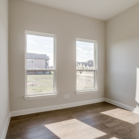 Medium 5618 rowlan row   8 of 43 