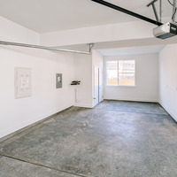 Medium 2151ncollege townesatkk riley garage 3