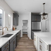 Medium 431florapl flora capstone kitchen 6