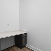 Medium 431florapl flora capstone officenook