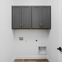 Medium 431florapl flora capstone laundryroom