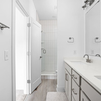 Medium 2139 n college ave takk tannin owner s bath