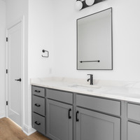 Medium 9901greenvine flora capstone 2ndfullbath 1