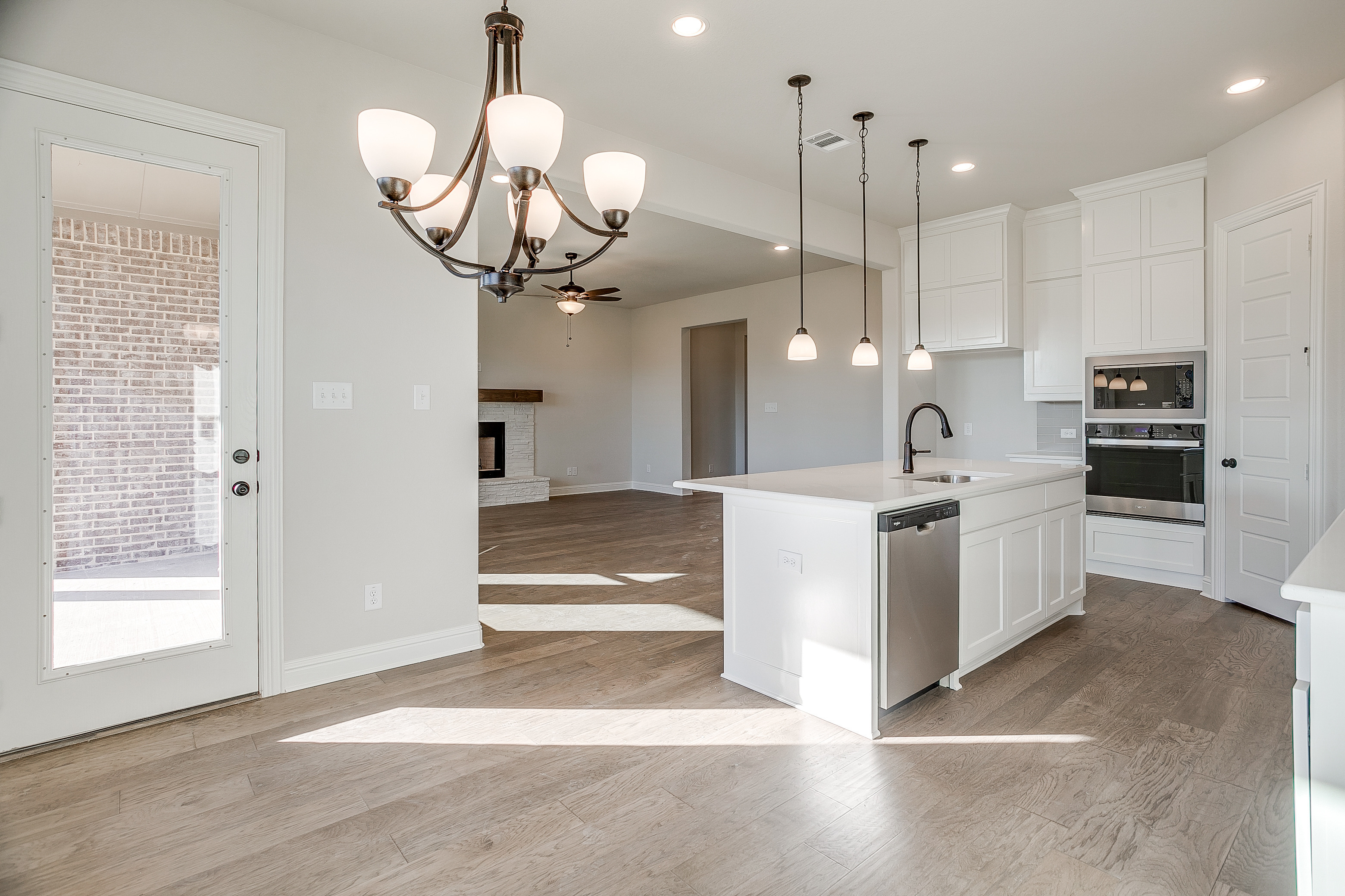 4018 Eagles Bluff