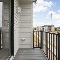 Medium 1302english colere belmont balcony 2