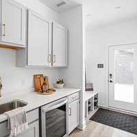 Medium 16 web or mls 1352 english ave 16
