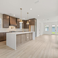 Medium 408 e oak ave alloy amethyst kitchenarea1