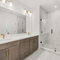 Medium 408 e oak ave alloy amethyst ownersbathroom4