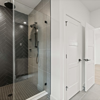 Medium 408 oak ave n alloy amethyst ownersbath 2