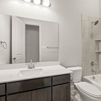 Medium 10 221 silo  bathroom 2