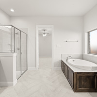 Medium 23 805 monza  primary suite 6