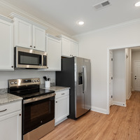 Medium lindsey b kitchen 1