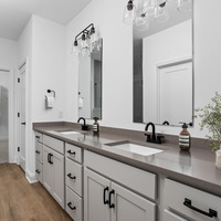 Medium 9891baneberry flora chatham ownersbath 1 pro virtualstaged