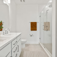 Medium 2506 w cleveland alcove alba  20 bathroom virtualstaged