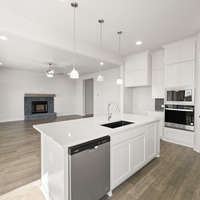 Medium 17 4006 foothills  kitchen 3