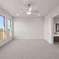 Medium 21 4006 foothills  primary suite 1