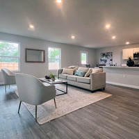 Medium  6 glacier family room 1 freedom series