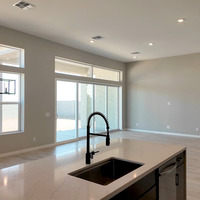 Medium elegance great room 2