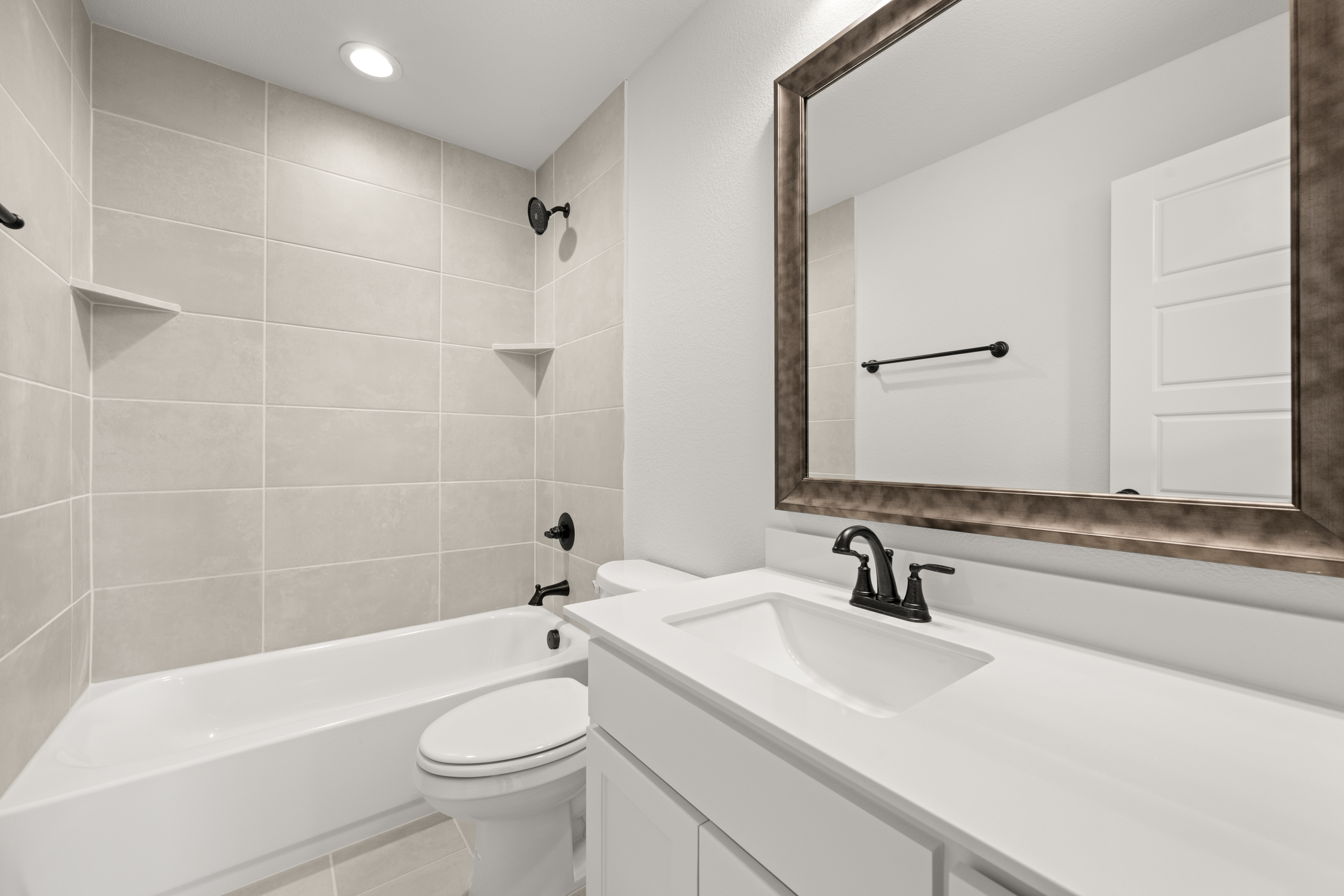 3270 Arbor Grove