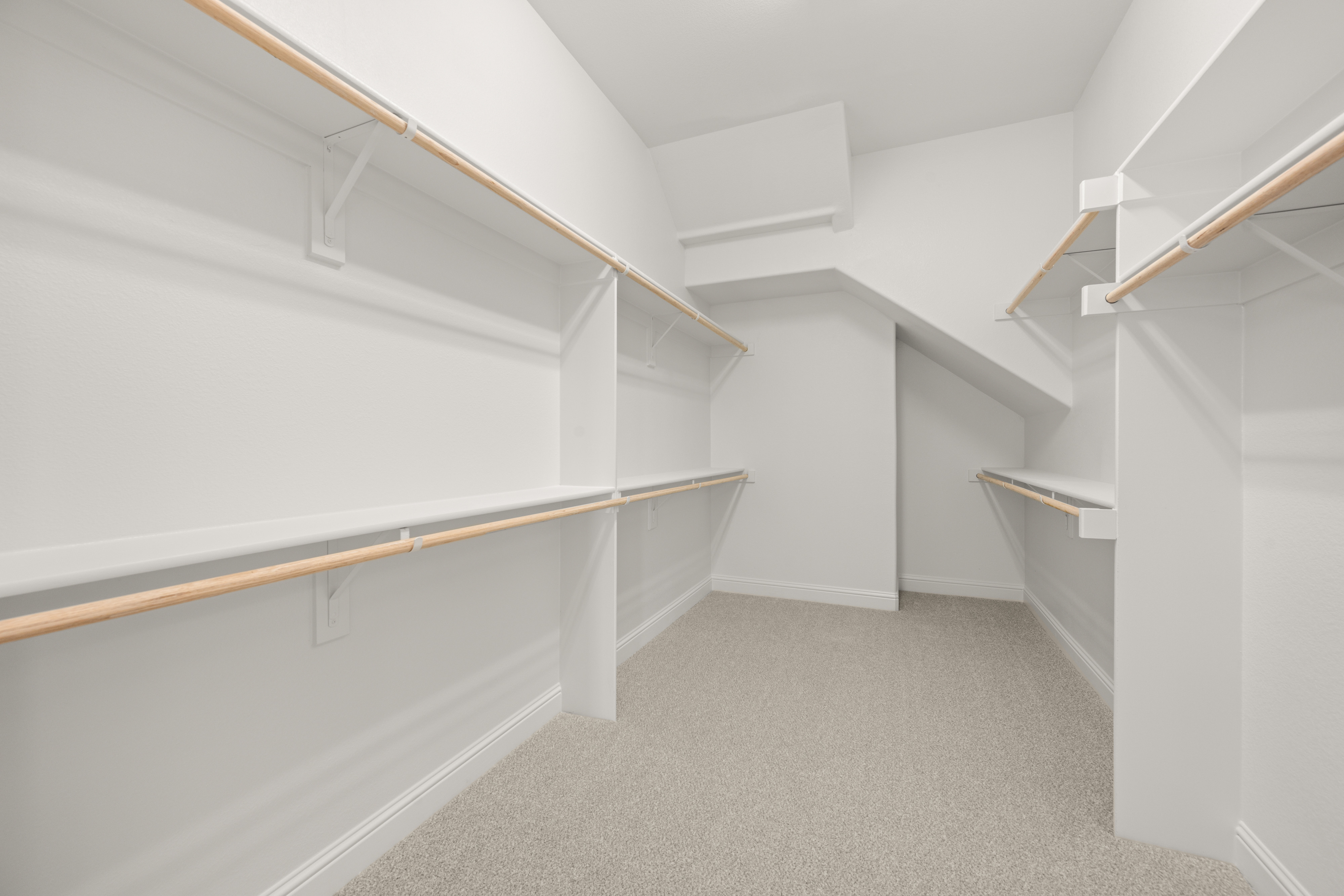 3270 Arbor Grove