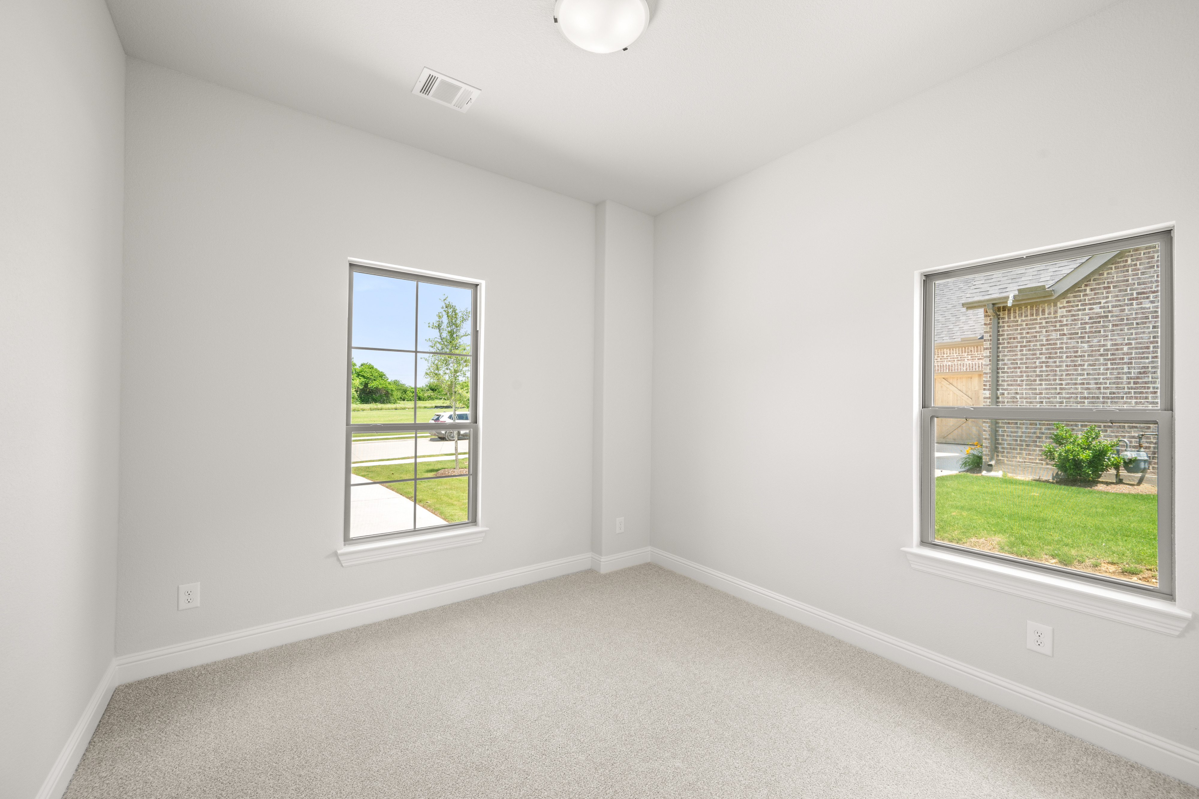 3270 Arbor Grove