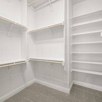 Medium 18 1000 tall meadow  primary suite 5