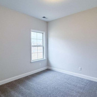 Medium spare bedroom