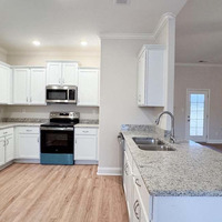 Medium kitchen