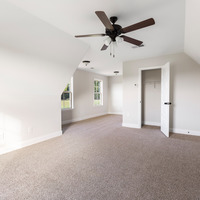 Medium recreational room