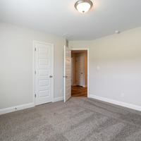 Medium bedroom  4 