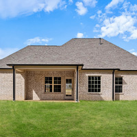 Medium everleigh b exterior back  2 