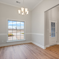 Medium dining room