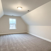 Medium upstairs area