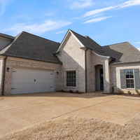 Medium everleigh a exterior front angled