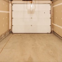 Medium garage 