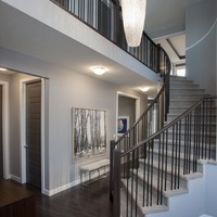 Medium b foyer