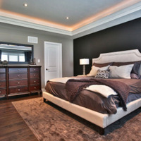 Medium bedroom