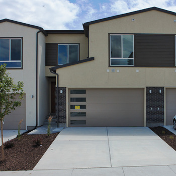 Large square addenbrook june 2023 12   unit 241