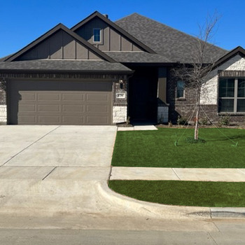 Large square 1206 manor way exterior photo mls